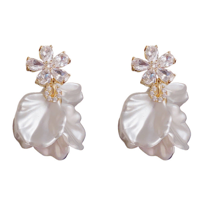 Luxury Zircon Flower & White Petal Drop Gold Earrings – Floral Design
