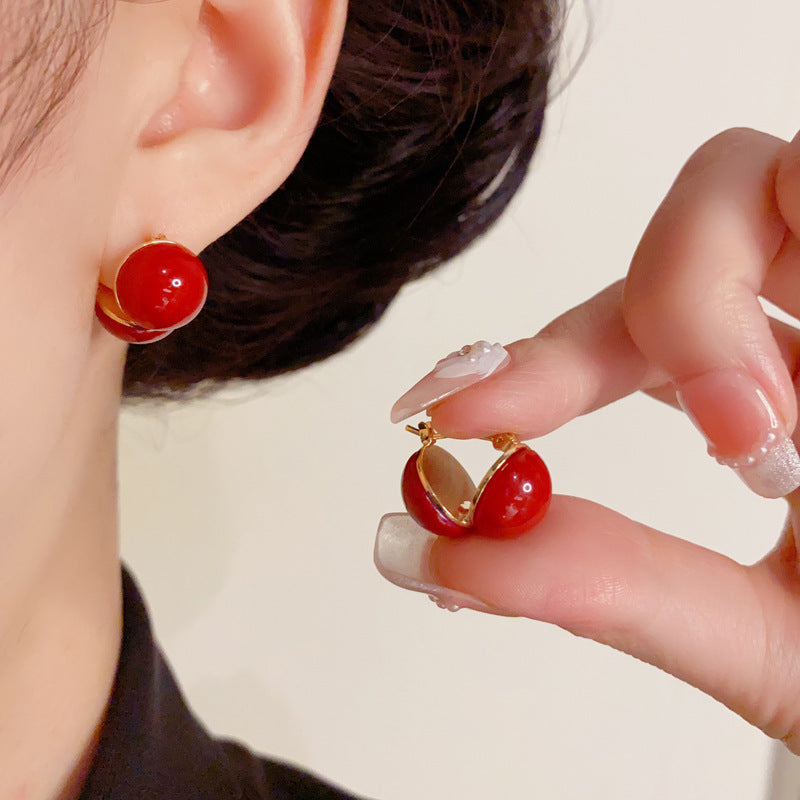 Elegant Red Spherical Ear Cuff Earrings – Geometric Design