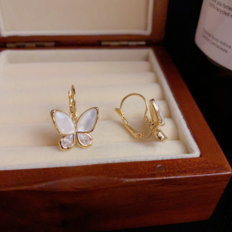 14K Gold Sweet Mother-of-Pearl Butterfly Earrings – Elegant Design