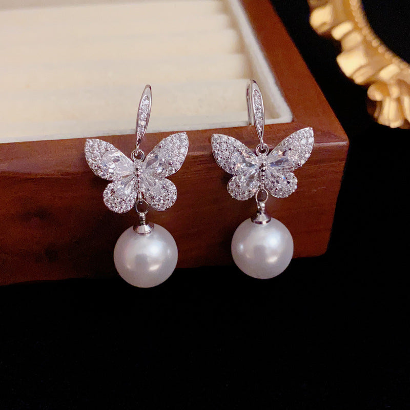 Luxury Zircon Butterfly & Pearl Drop Earrings – Elegant Design