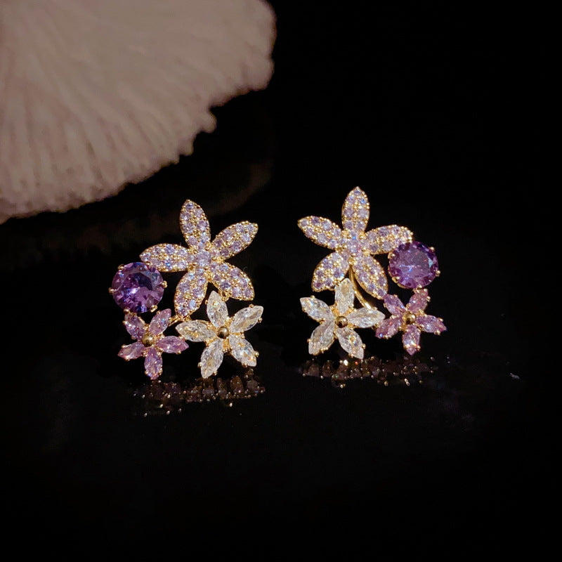 Luxury Full-Zircon Petal Stud Gold Earrings – Elegant Floral Design