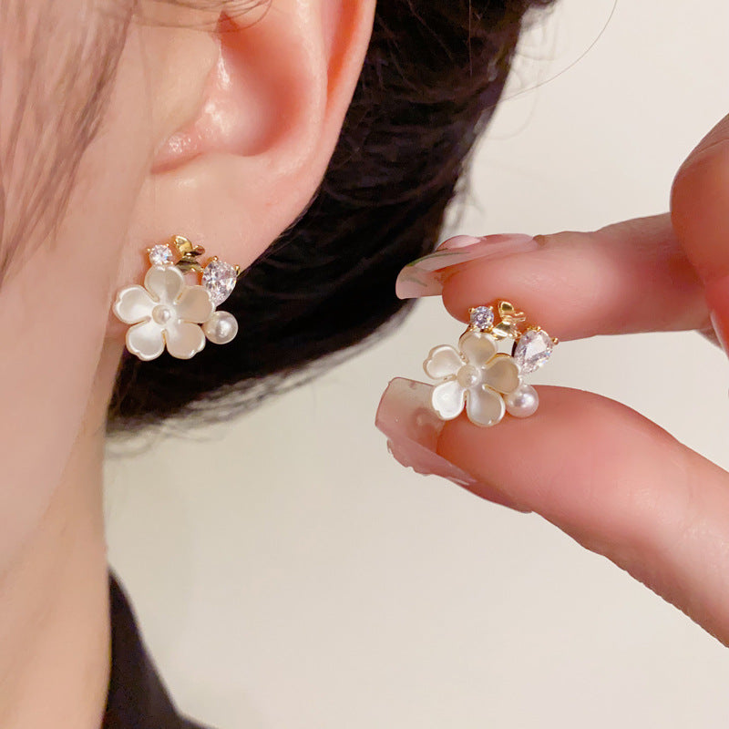 14K Gold-Plated White Flower Butterfly Stud Earrings – Elegant & Chic