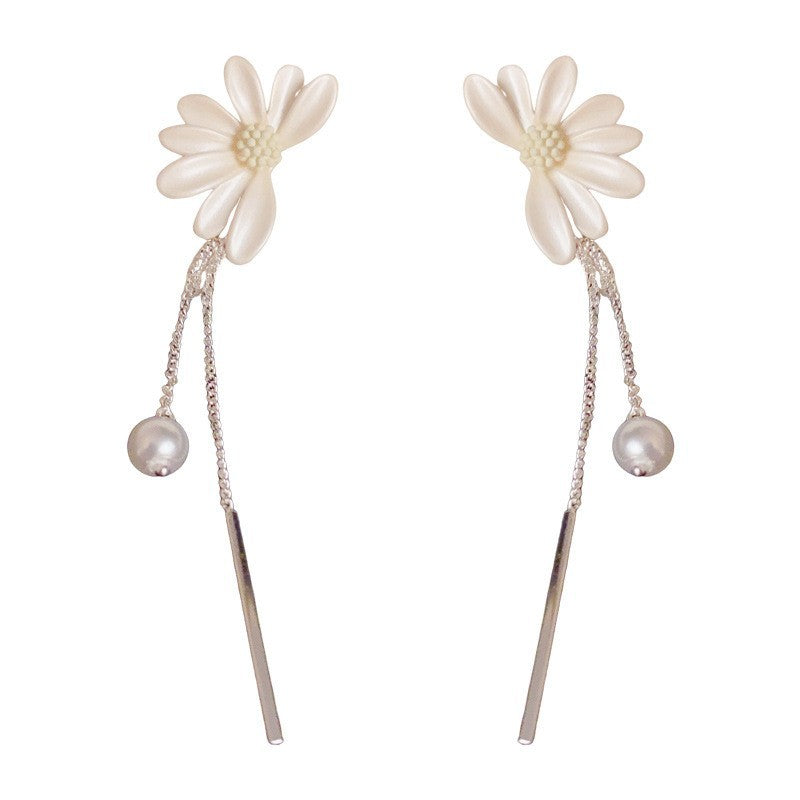 Eaioncol Daisy Petal Tassel Drop Earrings Gold