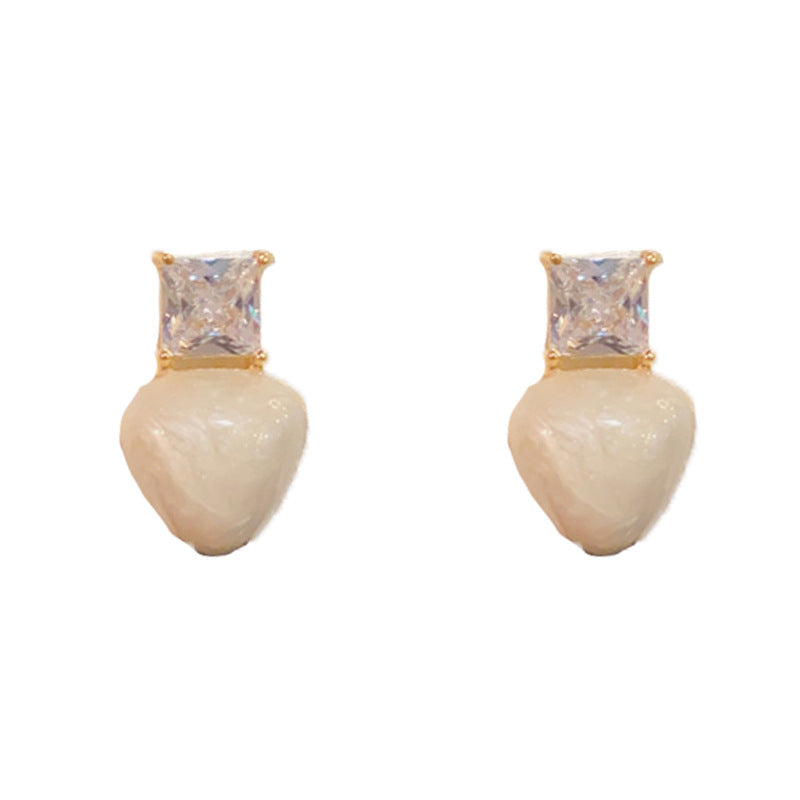 Elegant Square-Cut Zircon Heart Stud Earrings – Romantic Design