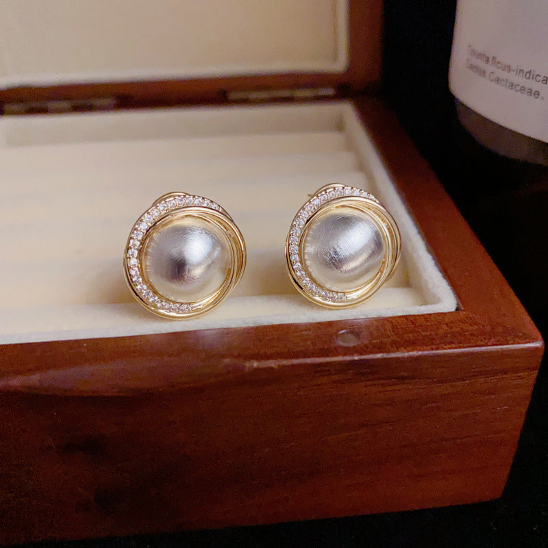 14K Gold-Plated Brushed Metal Round Stud Earrings – Dual-Tone Chic