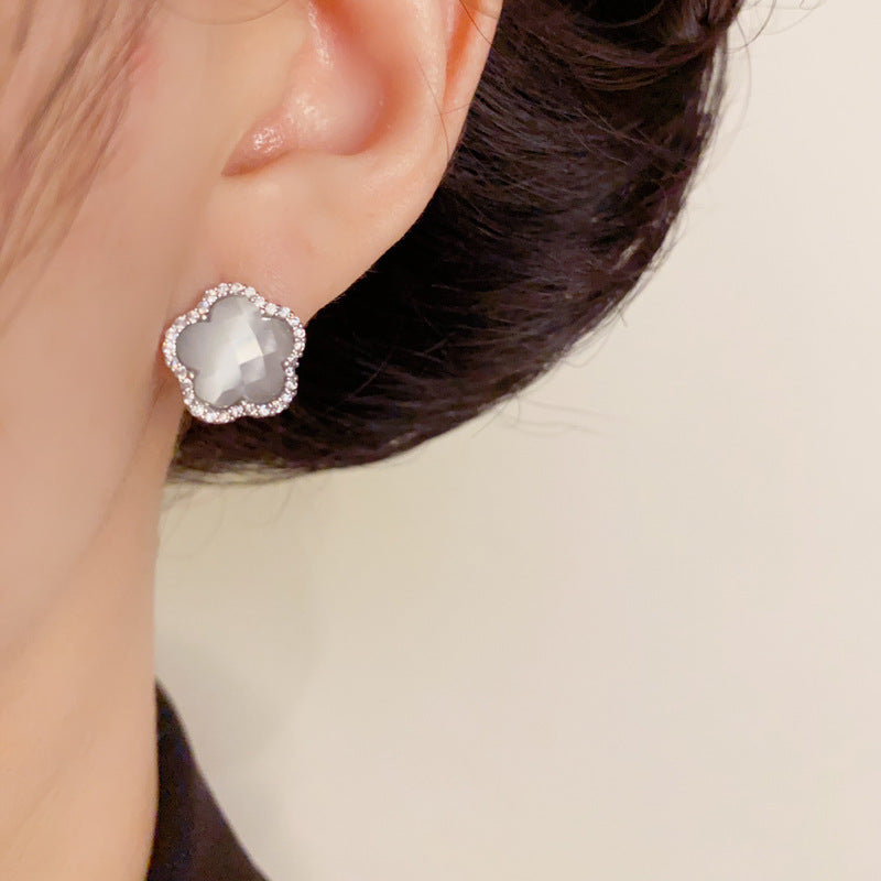 Luxury Crystal Zircon Petal Stud Earrings – Elegant Floral Design