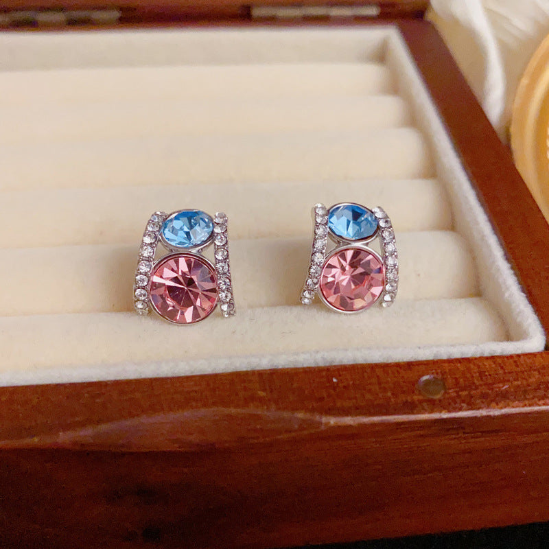 Luxury Colored Zircon C-Shaped Hoop Earrings – Geometric Design