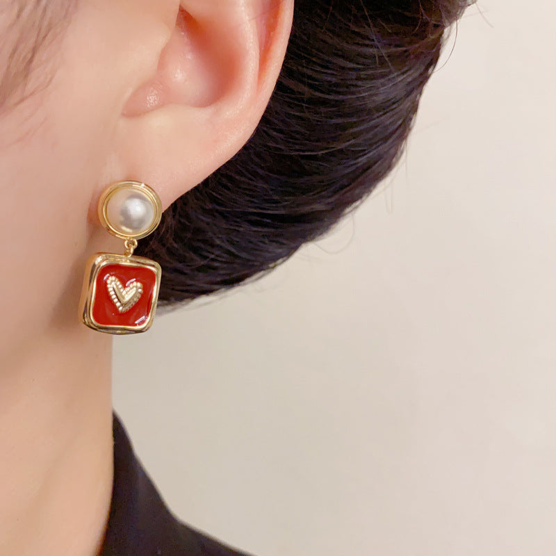 Elegant Pearl Square Heart Drop Earrings – Geometric Design