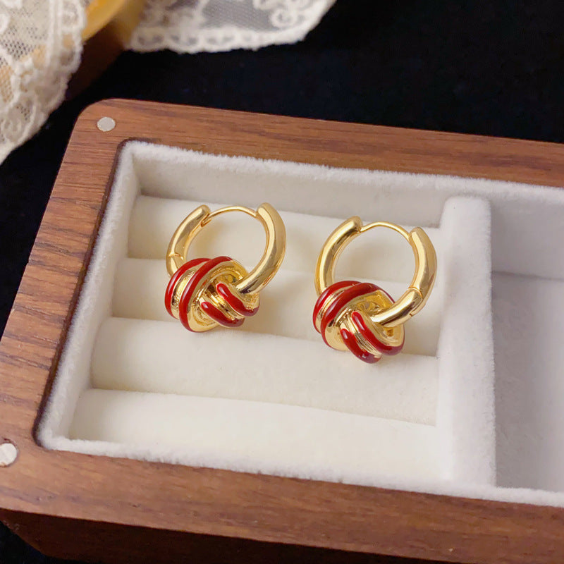 Elegant Red Wrapped Circle Ear Cuff Earrings – Geometric Design