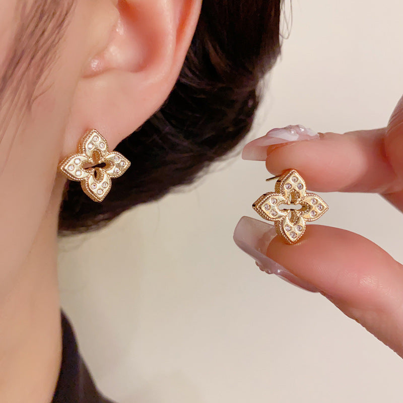 14K Gold-Plated Zircon 4-Petal Flower Earrings – Elegant Floral Design