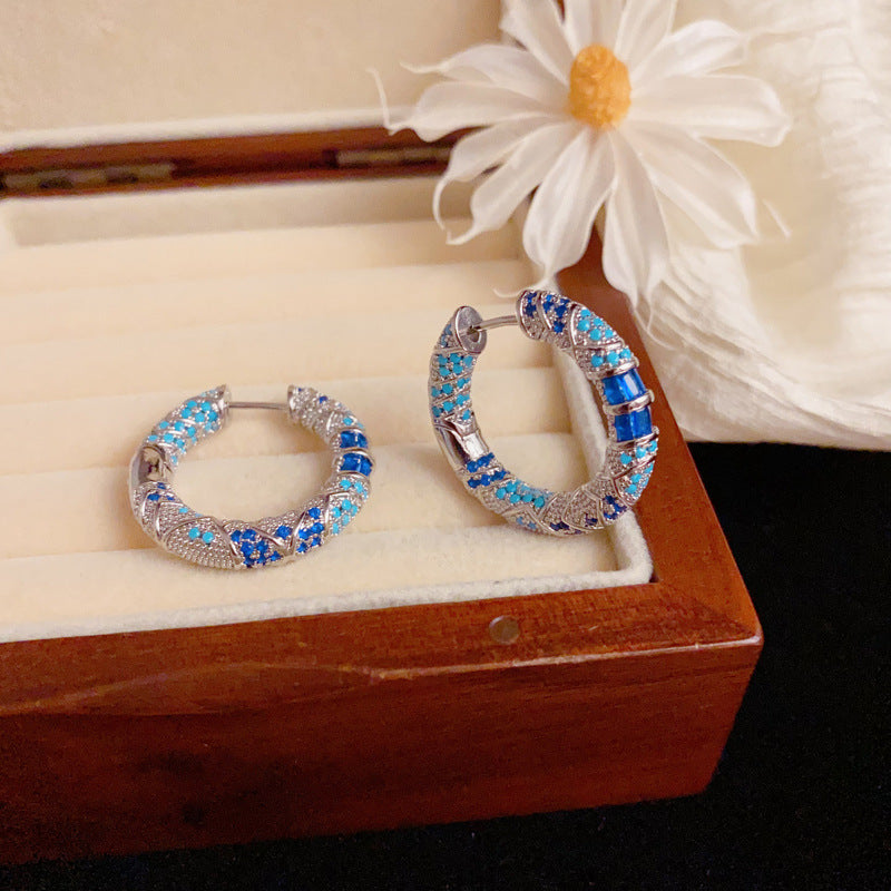 Luxury Blue Geometric Circle Ear Cuff Earrings – Elegant Design