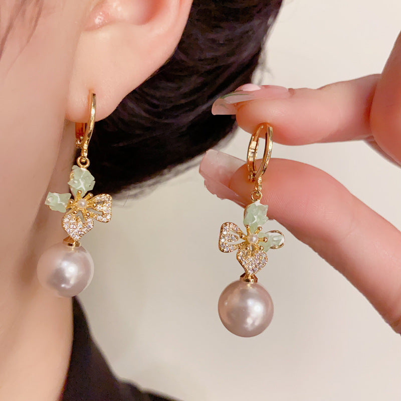 14K Gold Zircon Crystal Butterfly Pearl Drop Earrings – Elegant Design