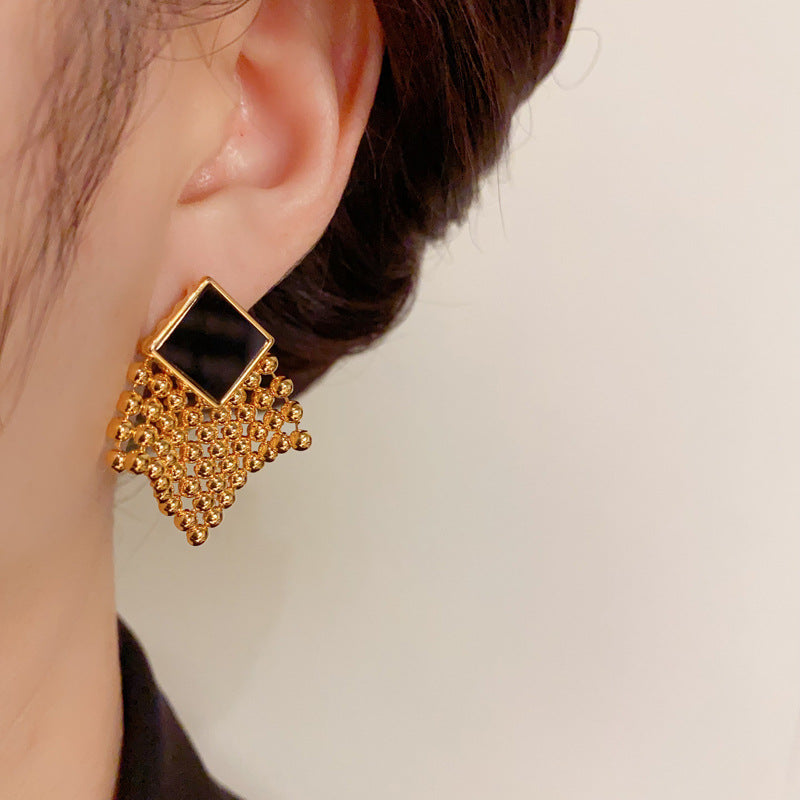 18K Gold-Plated Diamond-Shaped Metal Earrings - Elegant Design