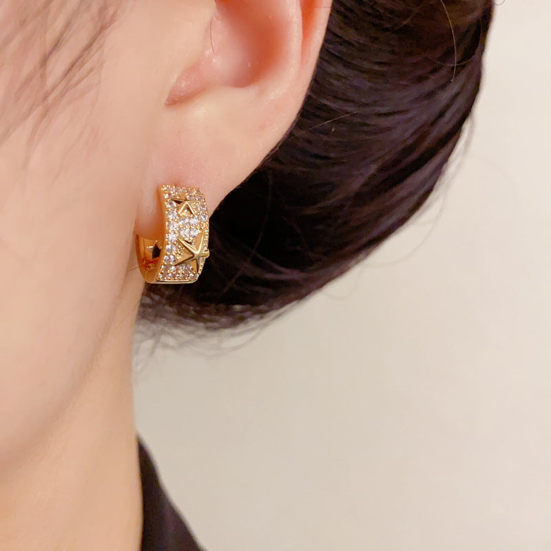 Luxury Full-Zircon Starburst Ear Cuff – Minimalist Design