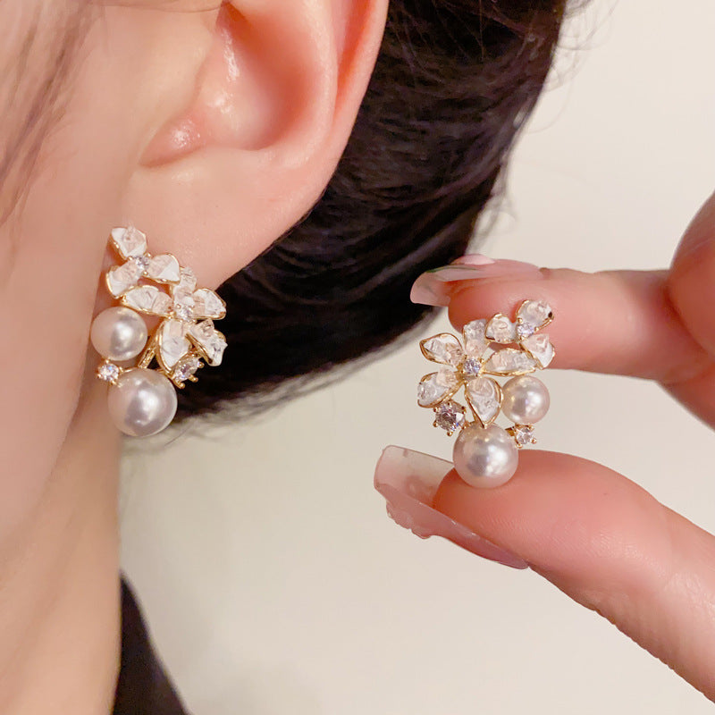 14K Gold-Plated Zircon Flower Pearl Stud Earrings – Elegant Design
