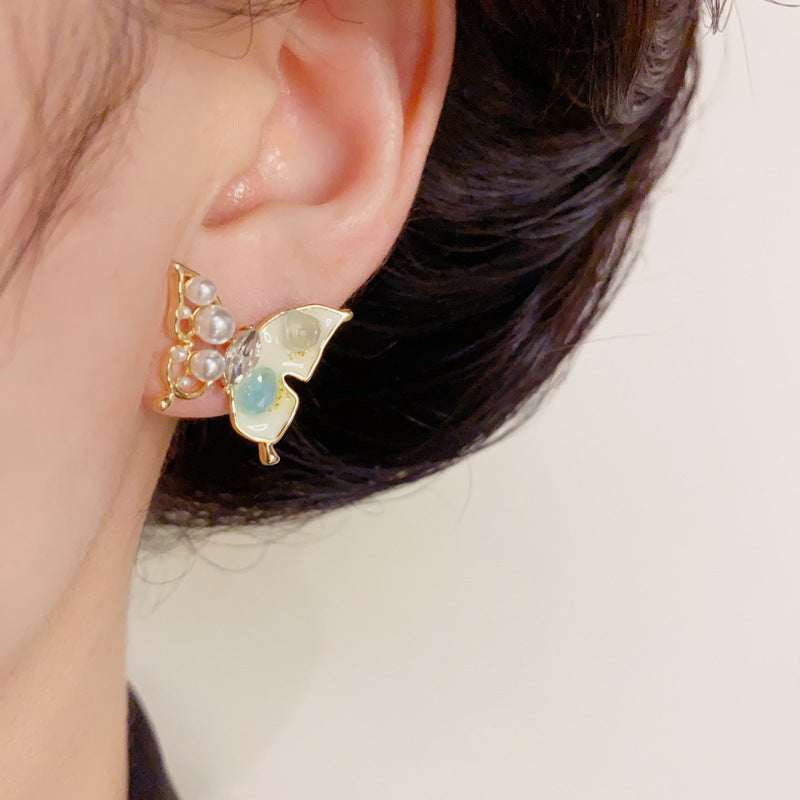 14K Gold-Plated Pearl & Butterfly Stud Earrings – Chic Korean Design