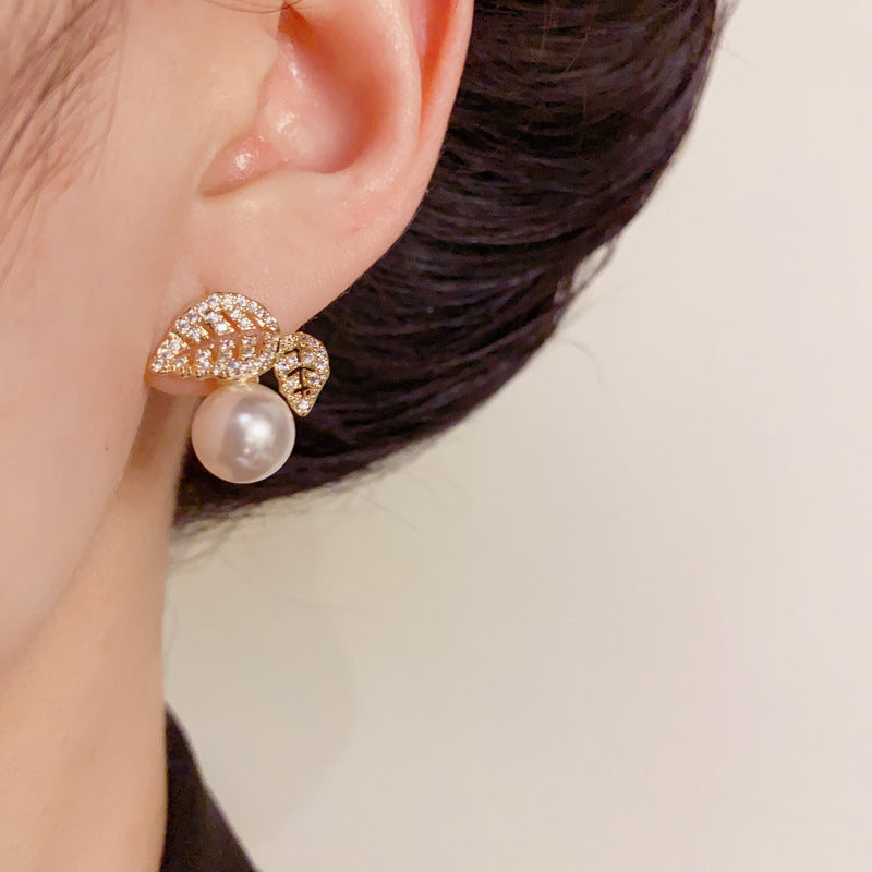 14K Gold-Plated Leaf Pearl Stud Earrings – Sparkling Minimalist Design