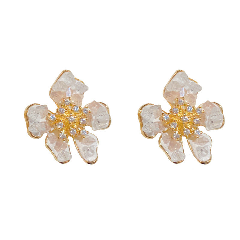 14K Gold-Plated Crystal Petal Stud Earrings – Elegant Floral Design
