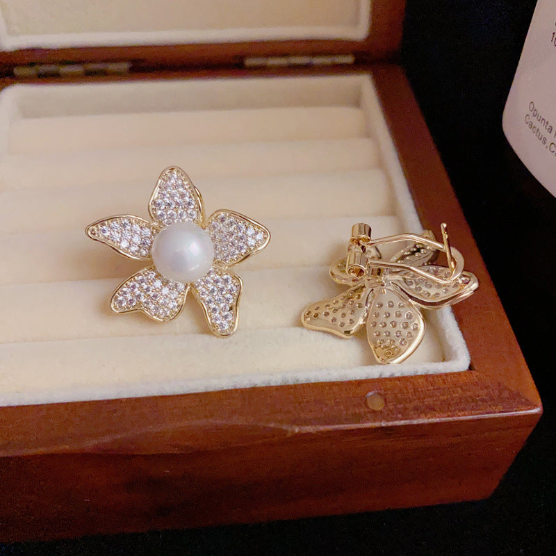 14K Gold Luxury Full-Zircon Flower & Pearl Earrings–S925 Silver Needle