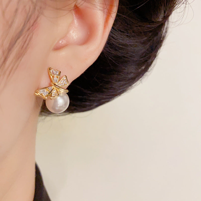 Luxury Full-Zircon Dragonfly & Pearl Stud Earrings – Elegant Design