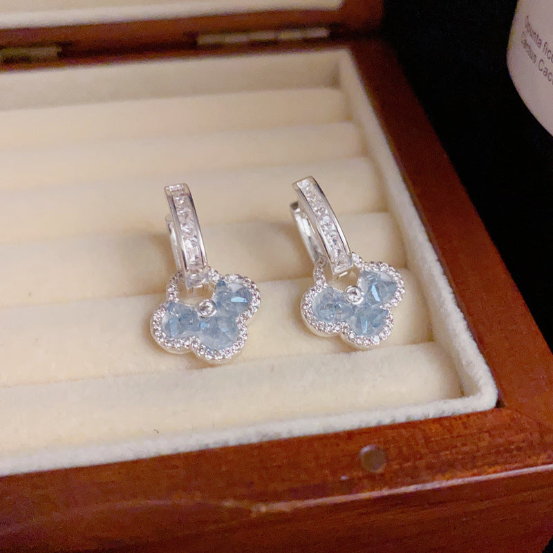 14K Gold Crystal Four-Leaf Flower Earrings – Elegant Sweet Design