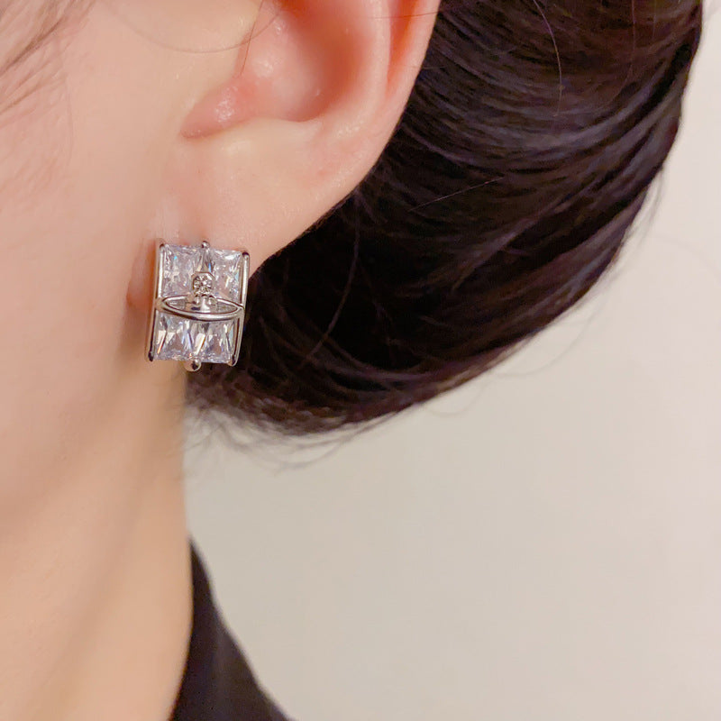 Luxury Geometric Saturn Stud Earrings – Elegant Minimalist Design