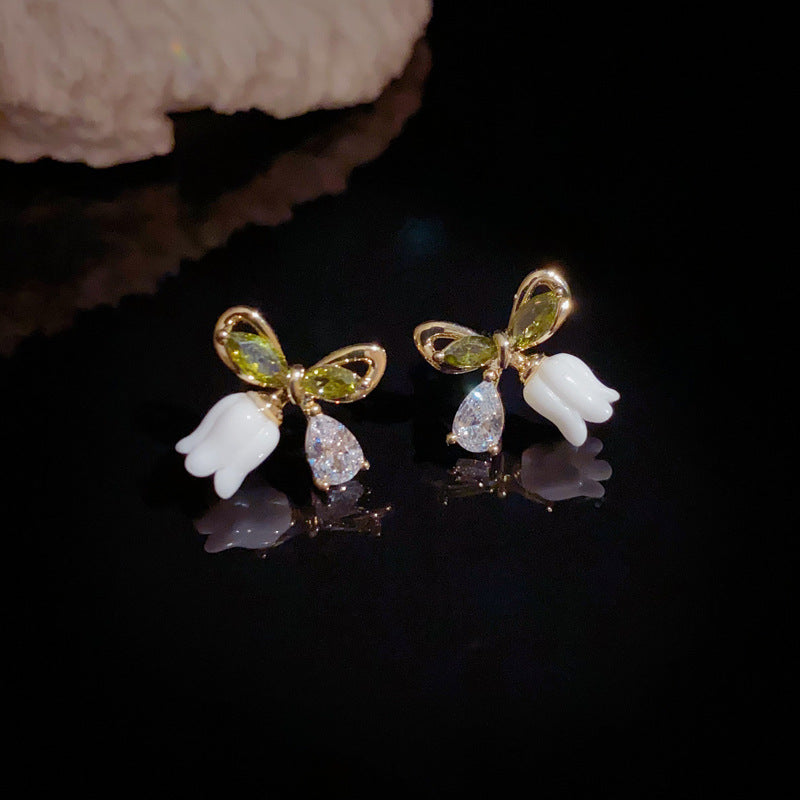 14K Gold-Plated Luxury Bow & Flower Stud Earrings – Elegant Design