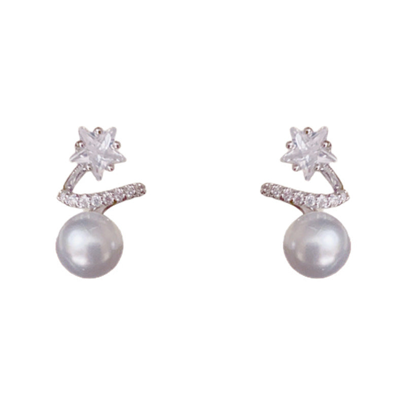 Luxury Zircon Star-Shaped & Pearl Stud Earrings – Elegant Design