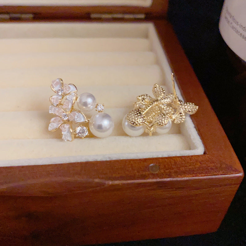 14K Gold-Plated Zircon Flower Pearl Stud Earrings – Elegant Design