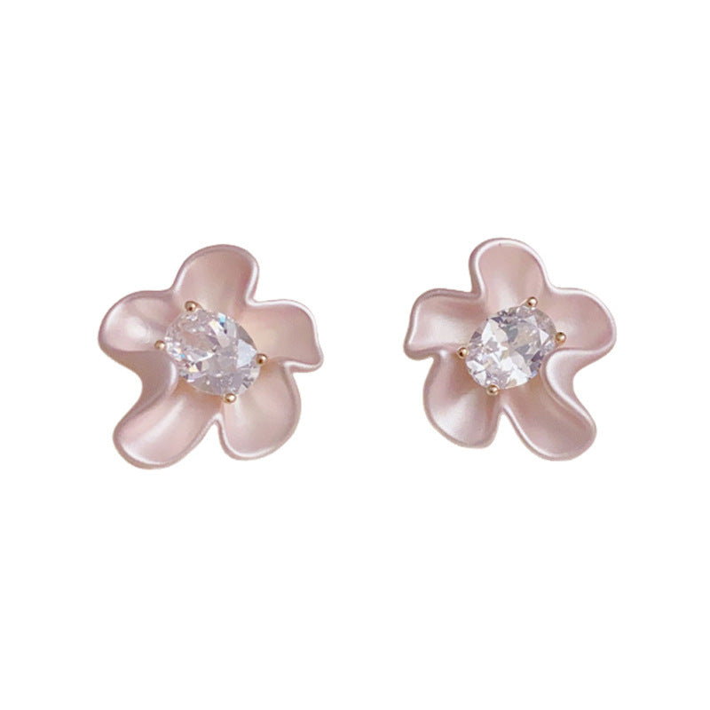 14K Gold Sweet Zircon Flower Stud Earrings – Elegant Floral Design