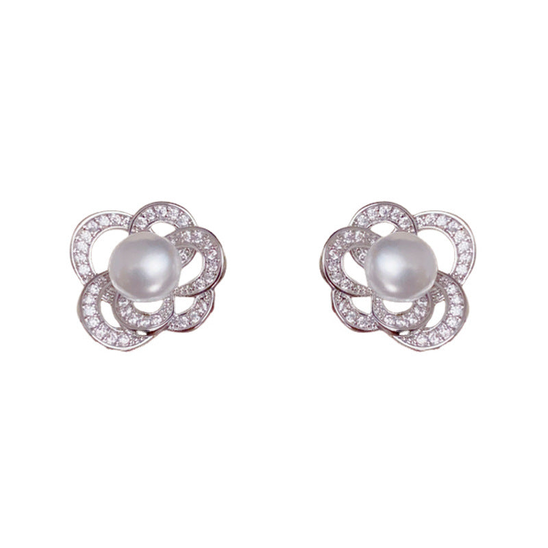 Elegant Full-Zircon Openwork Pearl Petal Stud Earrings – Floral Design