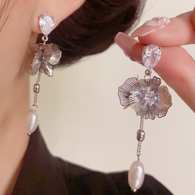 Luxury Hollow Flower & Pearl Tassel Drop Earrings – S925 Silver Needle