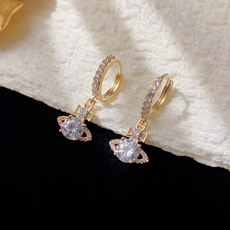Luxury Zircon Queen Mother Saturn Ear Cuff Earrings – Elegant Design