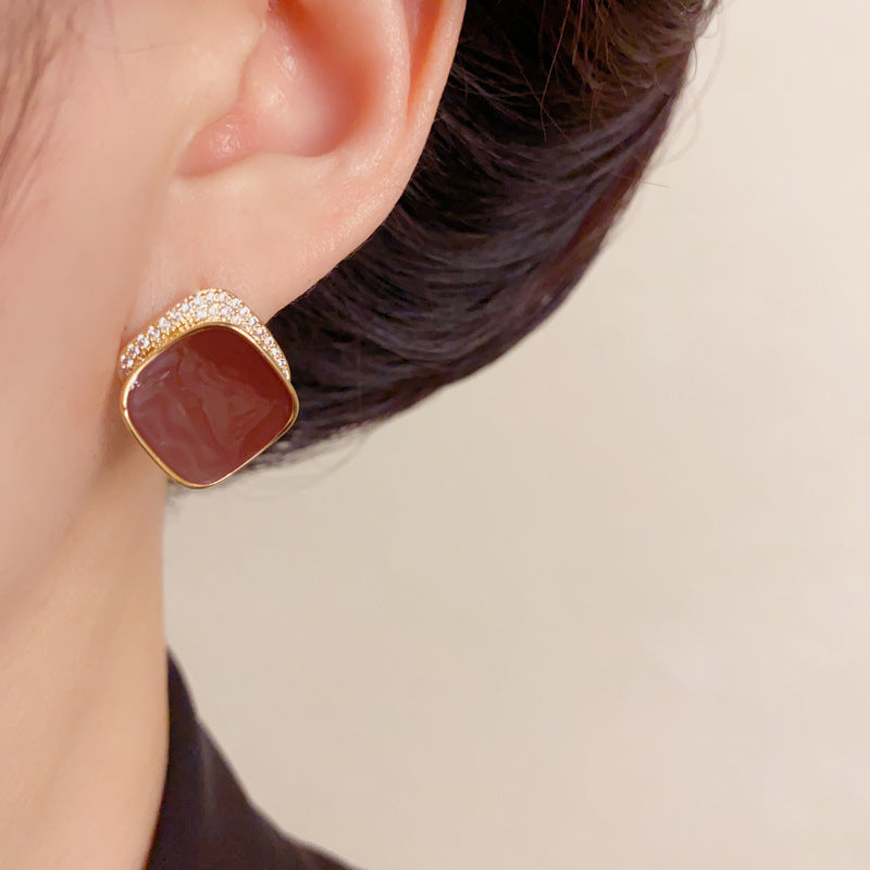 Elegant Zircon Drip-Oil Rhombus Stud Earrings – Geometric Design