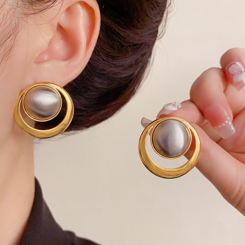 Luxury Contrasting Brushed Metal Round Stud Earrings – Elegant Design
