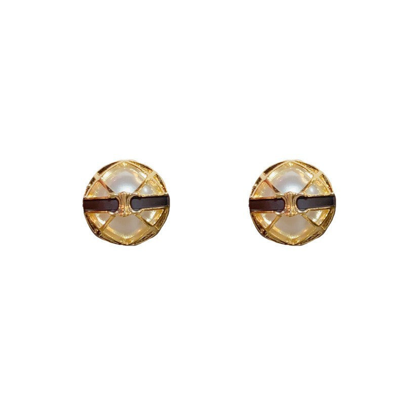 Elegant Pearl Round Ring Stud Gold Earrings – Geometric Design