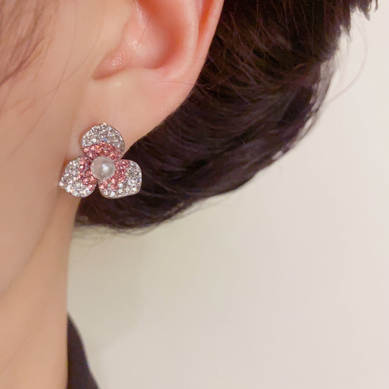 Zircon Gradient Three-Leaf Flower Stud Earrings – S925 Silver Needle