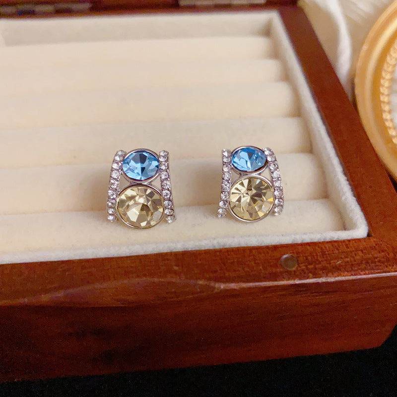 Luxury Colored Zircon C-Shaped Hoop Earrings – Geometric Design