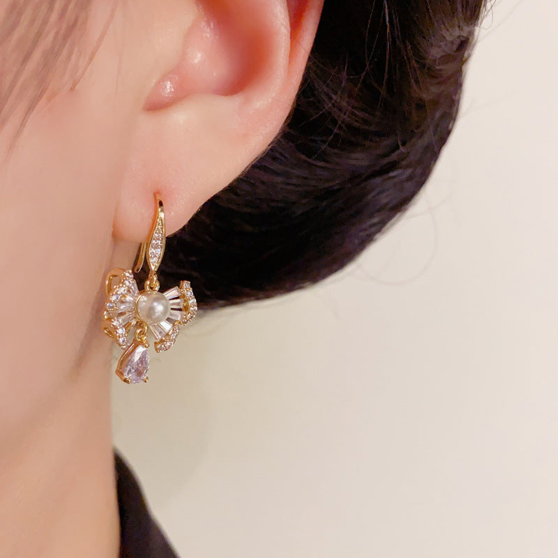 Luxury Zircon Bow & Pearl Teardrop Earrings – Elegant Design