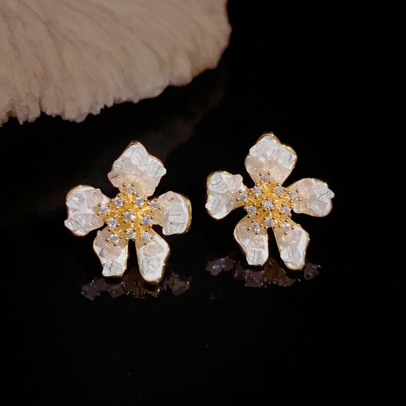 14K Gold-Plated Crystal Petal Stud Earrings – Elegant Floral Design