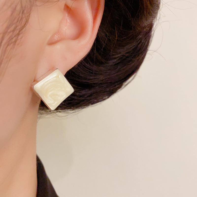 S925 Silver White Diamond-Shaped Stud Earrings – Geometric Design