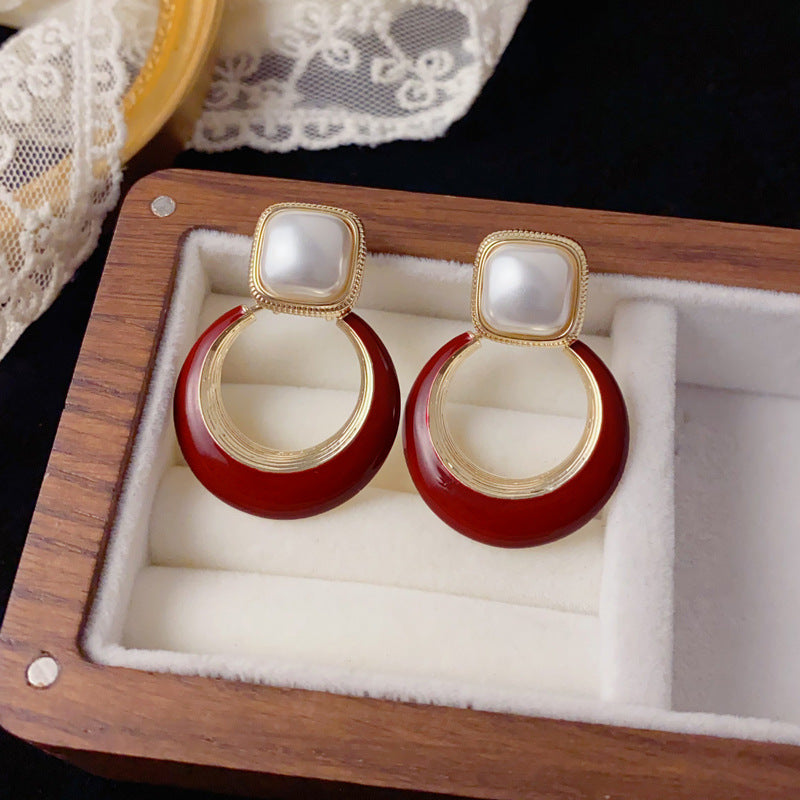Luxury Square Pearl Red Circle Drop Earrings – Geometric Design
