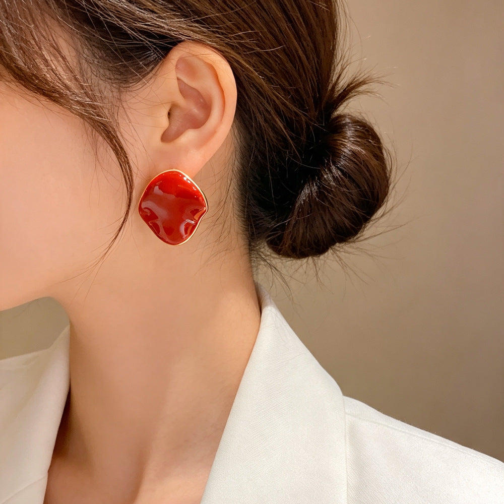 Eaioncol Irregular Wave Enamel Stud Earrings Red Khaki