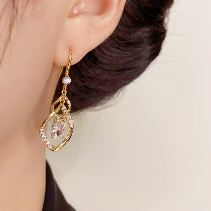14K Gold Zircon Geometric Diamond Tassel Earrings – Elegant Design