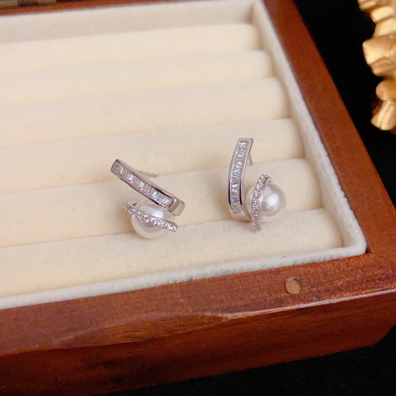 Elegant Zircon Geometric Pearl Stud Earrings – Geometric Design