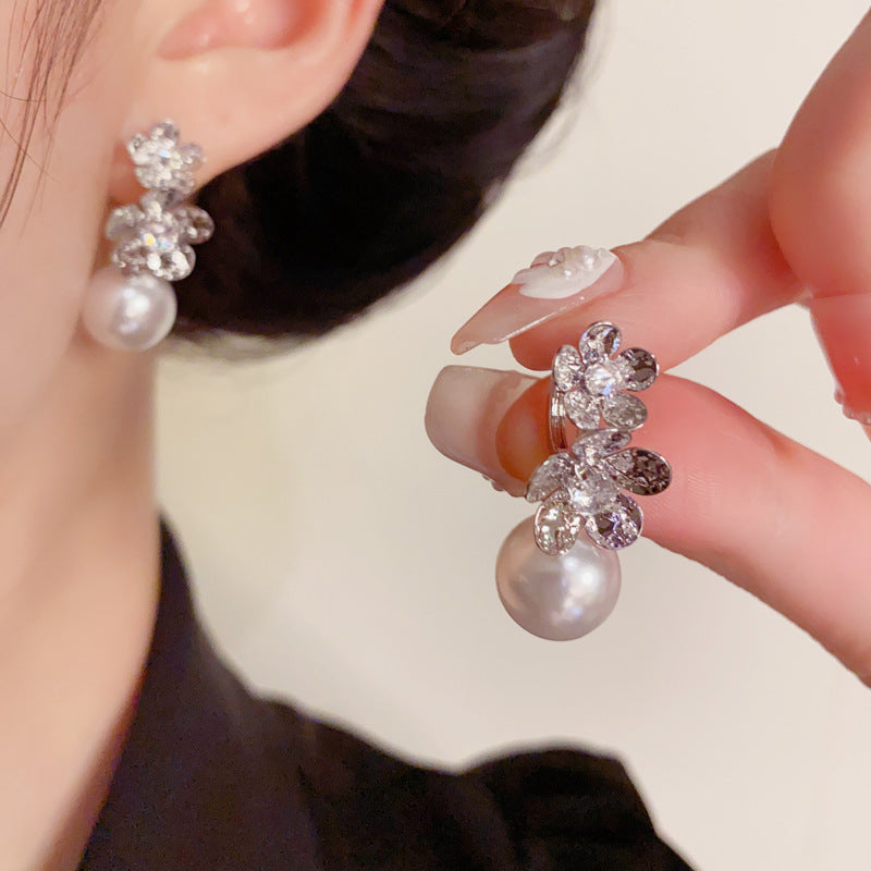 Elegant Metal Petal & Pearl Earrings – Floral Design