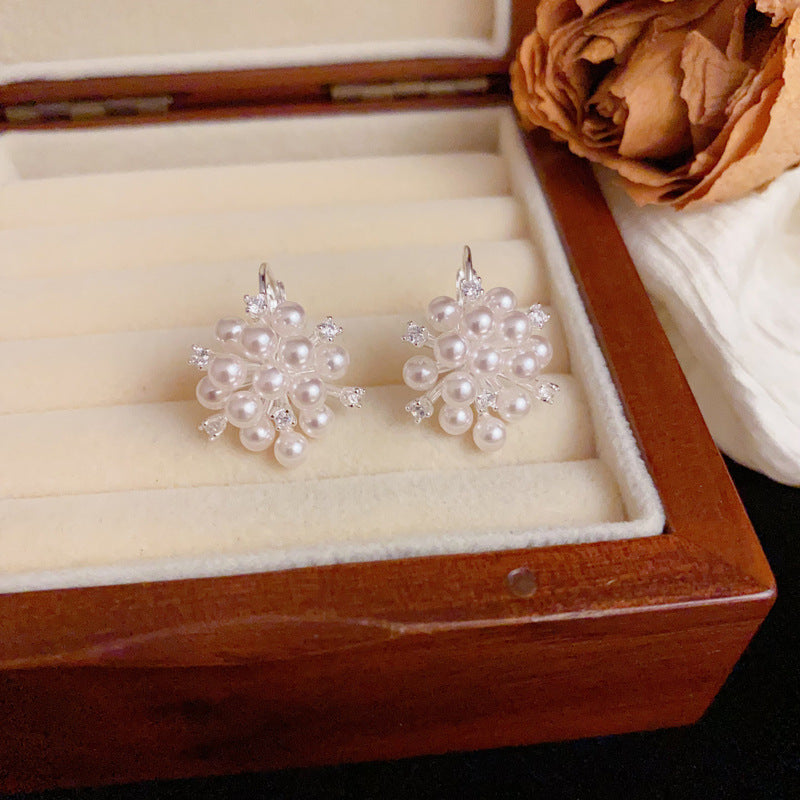 18K Gold Luxury Pearl Flower Bouquet Ear Cuff Earrings – Hoops Design