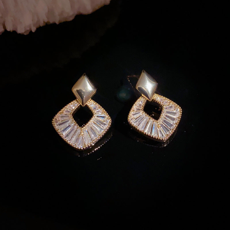 14K Gold-Plated Geometric Diamond Stud Earrings - Elegant Minimalist