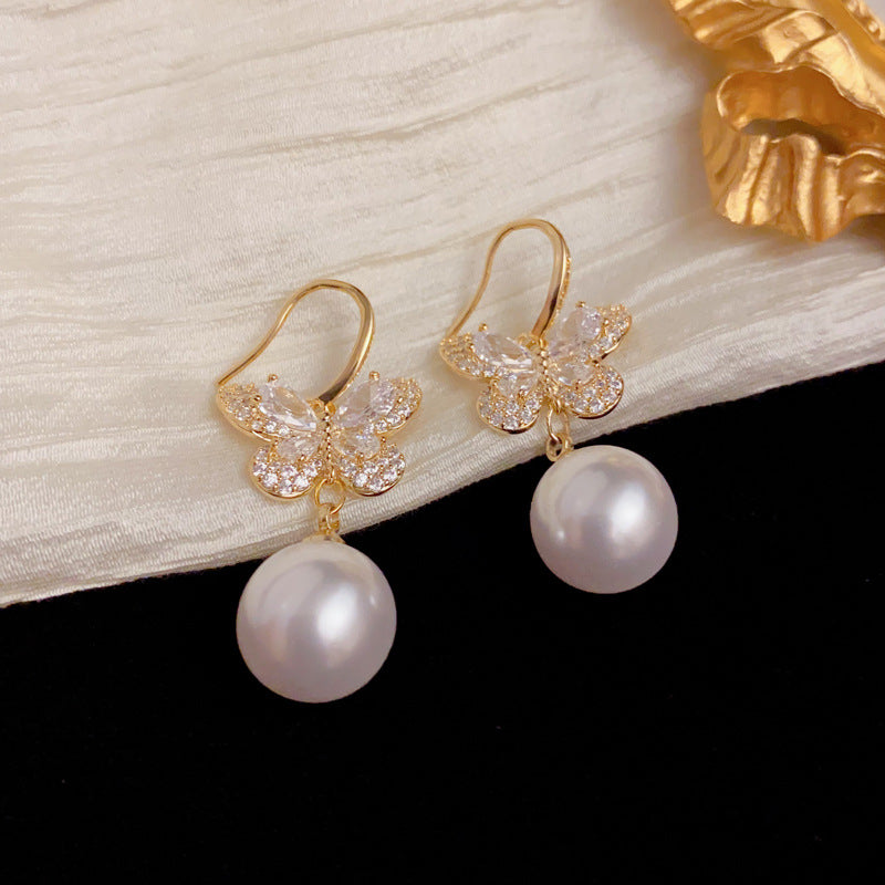 Luxury Zircon Butterfly & Pearl Drop Earrings – Elegant Design