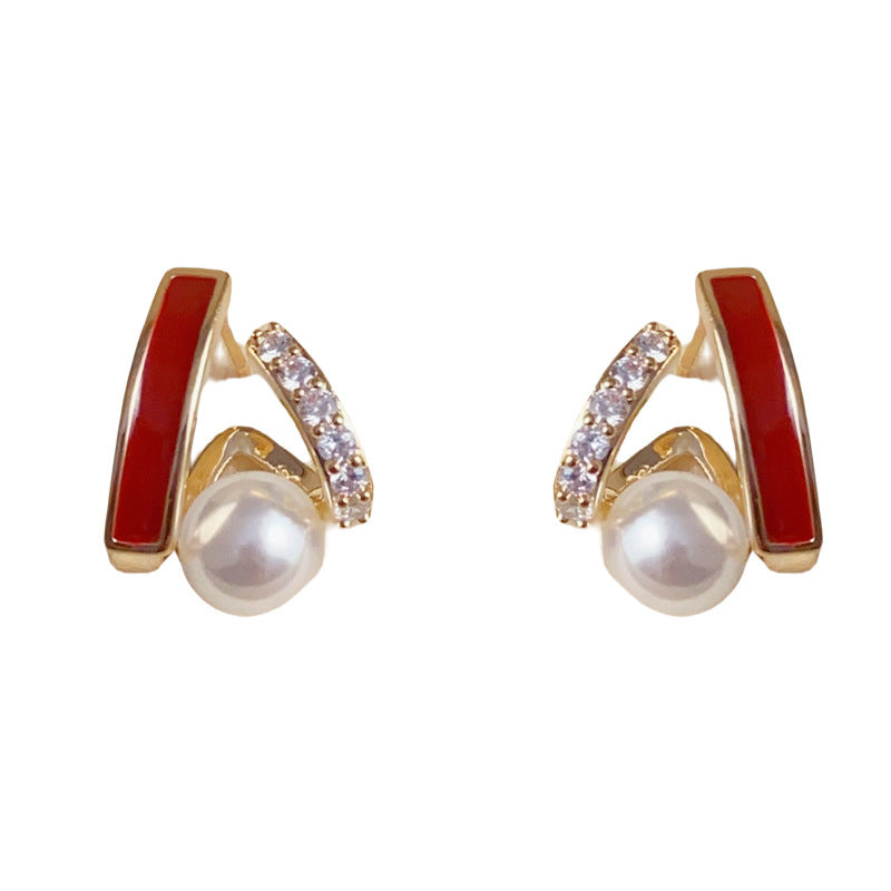 Elegant Zircon Red Triangle Pearl Stud Earrings – Geometric Design